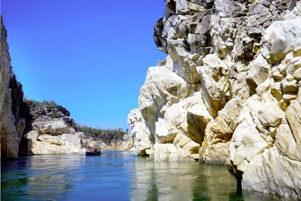 Marble Rocks of Bhedaghat Marble Rocks of Bhedaghat