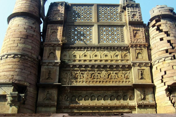 Mughal Darwaza Chanderi Madhya Pradesh Mughal Darwaza Chanderi Madhya Pradesh