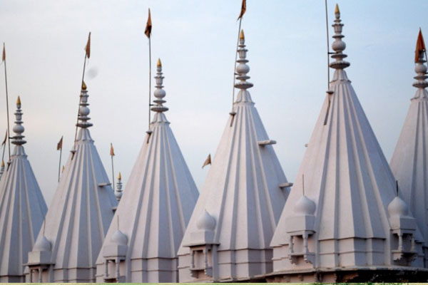 Shri Chobisi Jain temple Chanderi Madhya Pradesh Shri Chobisi Jain temple Chanderi Madhya Pradesh