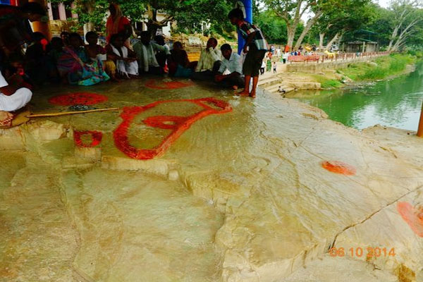 Sphatik-Shila Chitrakoot Madhya Pradesh Sphatik-Shila Chitrakoot Madhya Pradesh